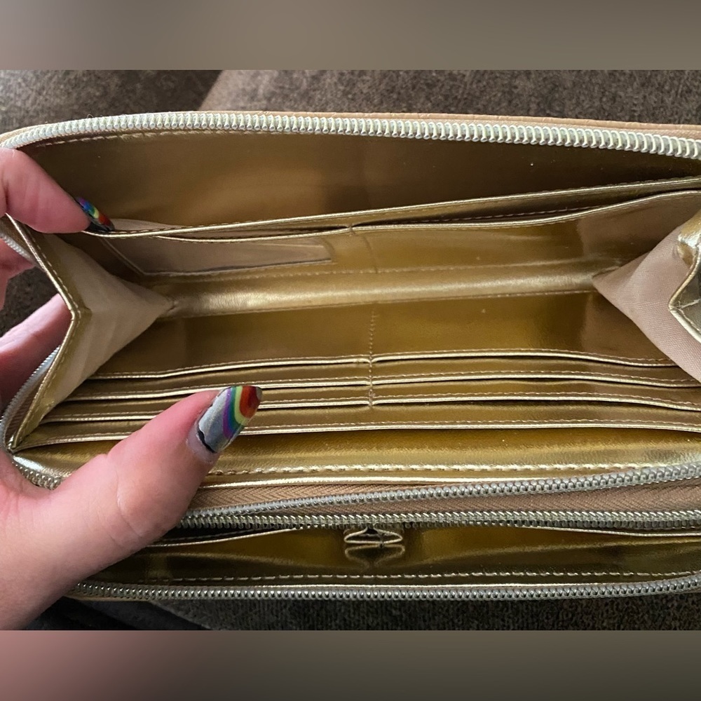 Steve Madden Python Beige Wallet - Picture 9 of 16